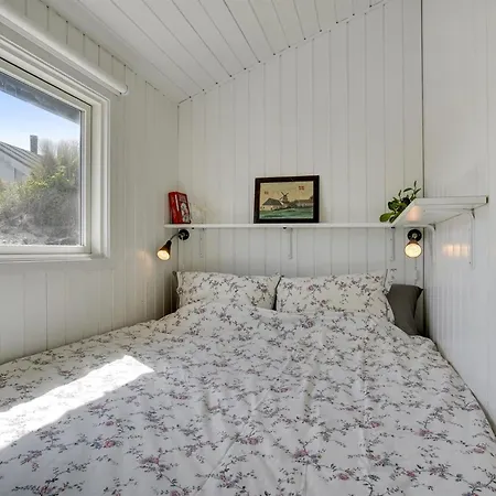 Abbie - 10m From The Sea By Interhome Feriehus *