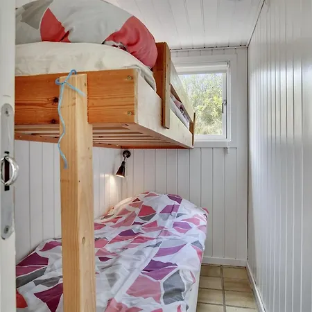 Abbie - 10m From The Sea By Interhome Feriehus